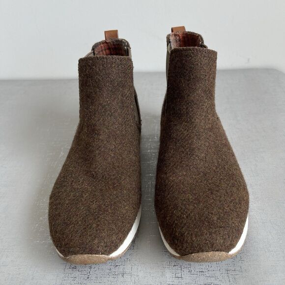 B.ø.c Born Kara Chelsea Ankle Boots Women's 8 M Brown Wool Booties S0772 - Picture 4 of 11